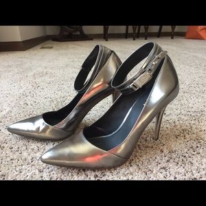 Coach heels - like new. Offers considered.